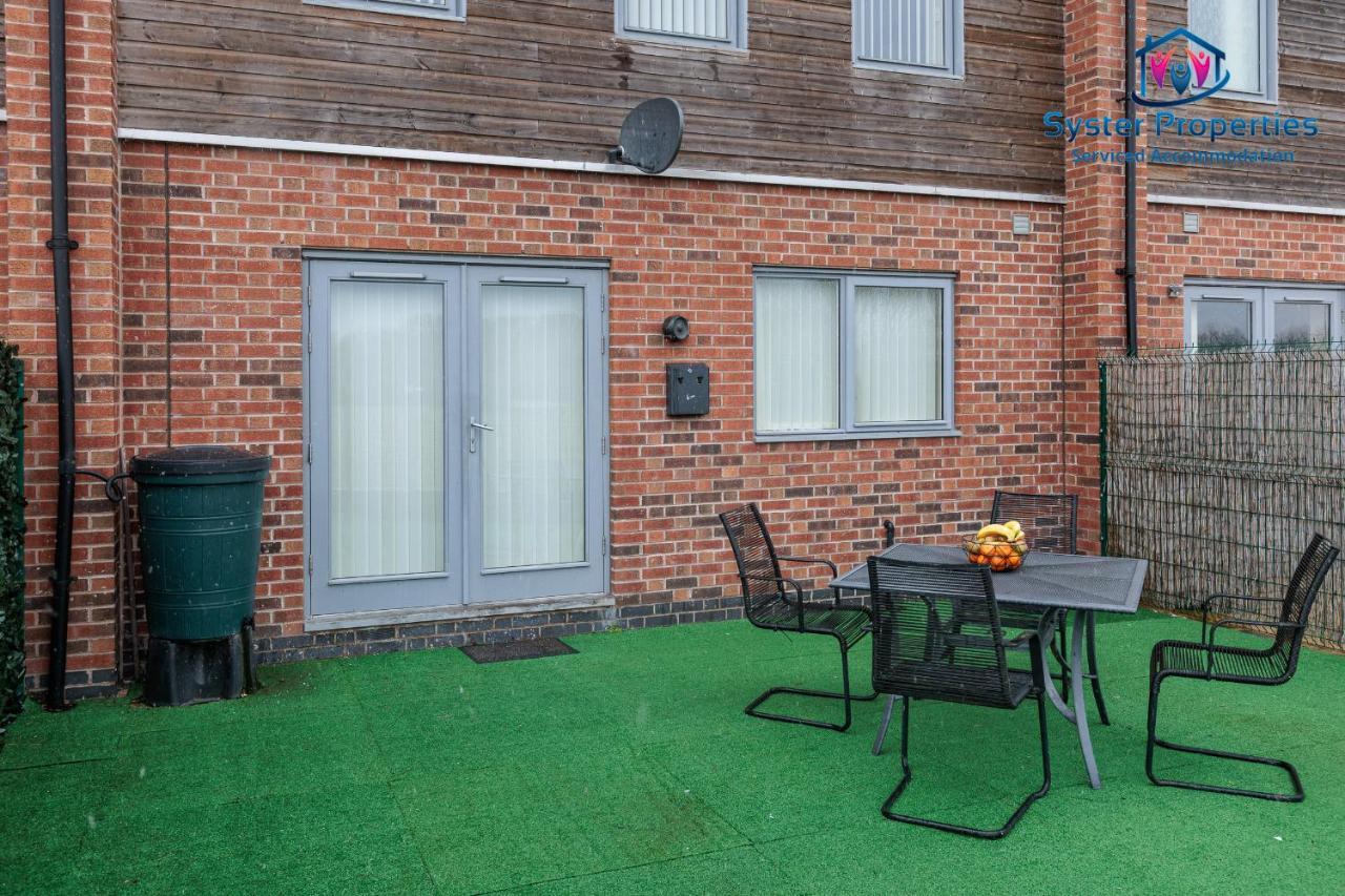 Syster Properties Serviced Accommodation Leicester 5 Bedroom House Glen View エクステリア 写真